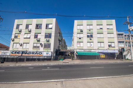 Apartamento para alugar com 69m², 2 quartos e sem vagaFachada