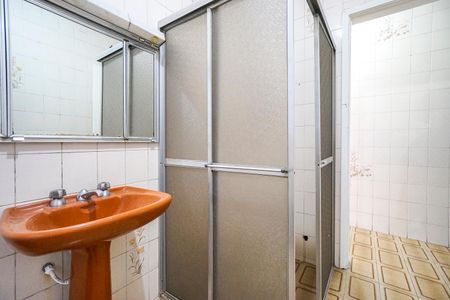 Casa para alugar com 200m², 3 quartos e 2 vagasBanheiro social 