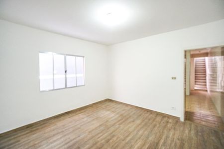 Casa para alugar com 200m², 3 quartos e 2 vagasQuarto 01