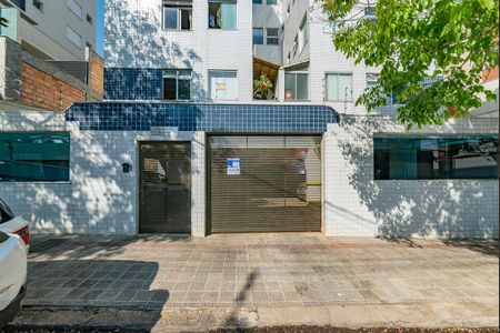 Apartamento à venda com 55m², 2 quartos e 1 vaga Apartamento à venda com 55m², 2 quartos e 1 vagaPlaca