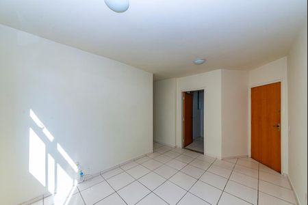 Apartamento à venda com 55m², 2 quartos e 1 vaga Apartamento à venda com 55m², 2 quartos e 1 vagaSala