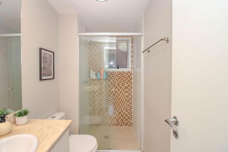 Apartamento à venda com 76m², 3 quartos e 2 vagasBanheiro Social