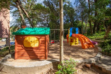 Apartamento à venda com 76m², 3 quartos e 2 vagasÁrea comum - Playground