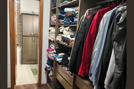 Casa para alugar com 190m², 3 quartos e 2 vagas Casa para alugar com 190m², 3 quartos e 2 vagasSuíte