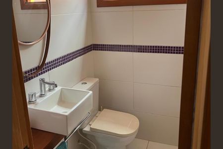 Casa para alugar com 190m², 3 quartos e 2 vagas Casa para alugar com 190m², 3 quartos e 2 vagasLavabo