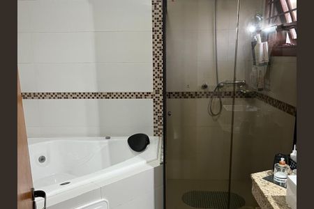 Casa para alugar com 190m², 3 quartos e 2 vagas Casa para alugar com 190m², 3 quartos e 2 vagasBanheiro da Suíte