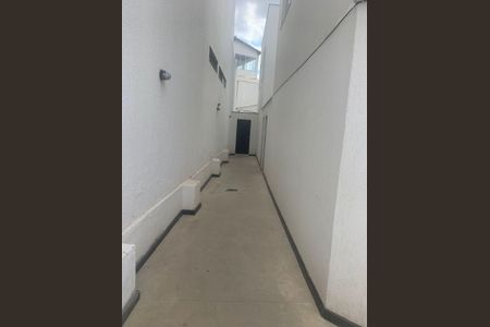Casa de condomínio para alugar com 60m², 3 quartos e 1 vaga Casa de condomínio para alugar com 60m², 3 quartos e 1 vagaCorredor