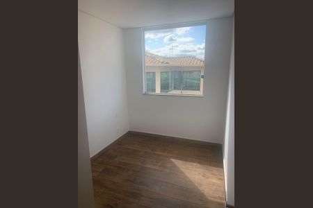 Casa de condomínio para alugar com 60m², 3 quartos e 1 vaga Casa de condomínio para alugar com 60m², 3 quartos e 1 vagaQuarto