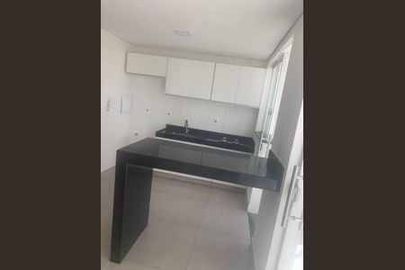 Cozinha de casa de condomínio para alugar com 3 quartos, 60m² em Parque Xangri-Lá, Contagem