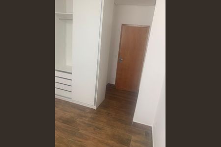 Casa de condomínio para alugar com 60m², 3 quartos e 1 vaga Casa de condomínio para alugar com 60m², 3 quartos e 1 vagaQuarto