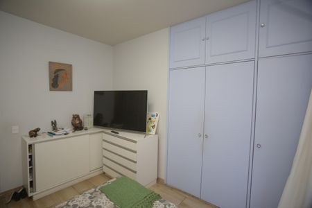 Apartamento à venda com 248m², 4 quartos e 2 vagasQuarto 3