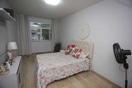 Apartamento à venda com 248m², 4 quartos e 2 vagasQuarto 1