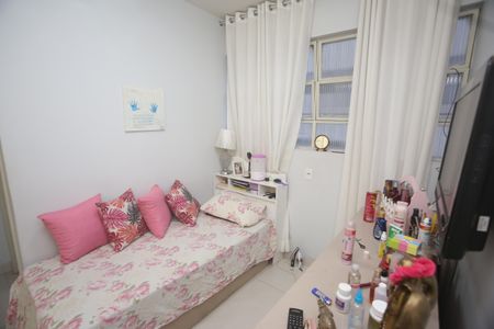 Apartamento à venda com 248m², 4 quartos e 2 vagasQuarto de Serviço