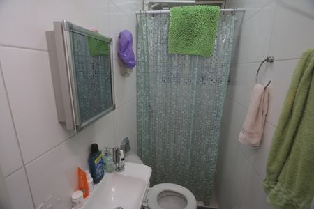 Apartamento à venda com 248m², 4 quartos e 2 vagasBanheiro de Serviço