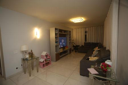 Sala de apartamento à venda com 4 quartos, 248m² em Cidade Jardim, Belo Horizonte