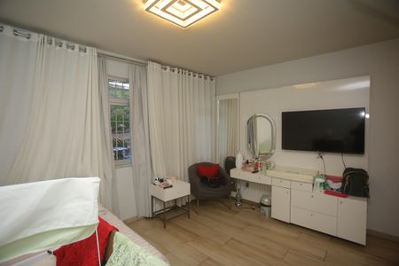 Apartamento à venda com 248m², 4 quartos e 2 vagasSuíte