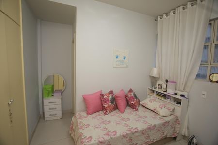 Apartamento à venda com 248m², 4 quartos e 2 vagasQuarto de Serviço