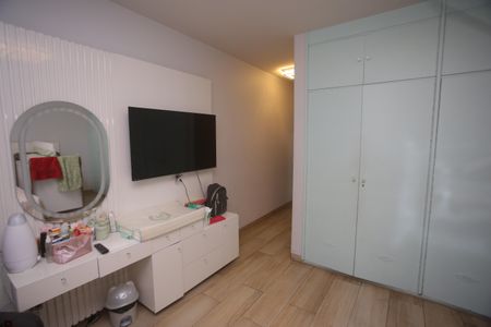 Apartamento à venda com 248m², 4 quartos e 2 vagasSuíte