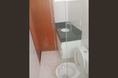 Casa para alugar com 59m², 3 quartos e 1 vagaBanheiro