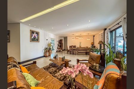 Casa para alugar com 5 quartos, 398m² em Centro, São Bernardo do Campo