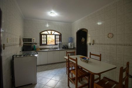 Casa para alugar com 4 quartos, 210m² em Vila Jerusalem, São Bernardo do Campo