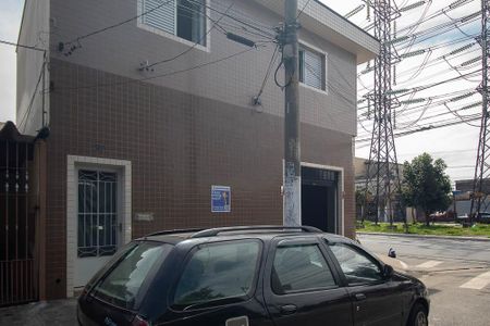 Casa à venda com 198m², 3 quartos e 1 vaga Casa à venda com 198m², 3 quartos e 1 vagaFachada