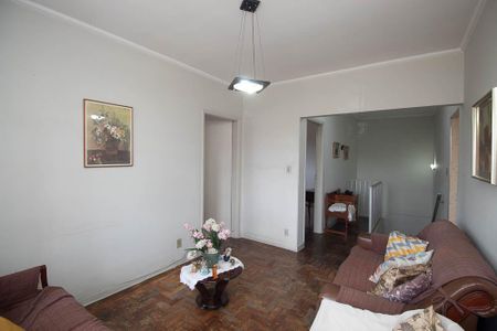 Casa à venda com 198m², 3 quartos e 1 vaga Casa à venda com 198m², 3 quartos e 1 vagaSala