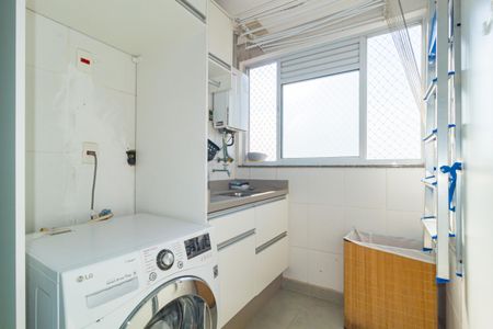 Apartamento à venda com 84m², 2 quartos e 2 vagasÁrea de Serviço