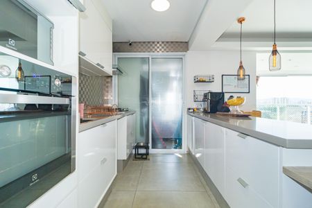 Apartamento à venda com 84m², 2 quartos e 2 vagasCozinha