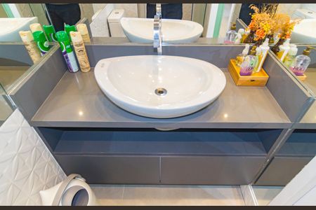 Apartamento à venda com 84m², 2 quartos e 2 vagasBanheiro