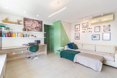 Sala de apartamento à venda com 2 quartos, 84m² em Pari, São Paulo