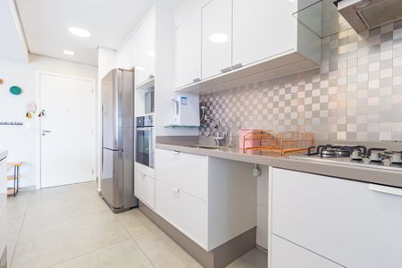Apartamento à venda com 84m², 2 quartos e 2 vagasCozinha