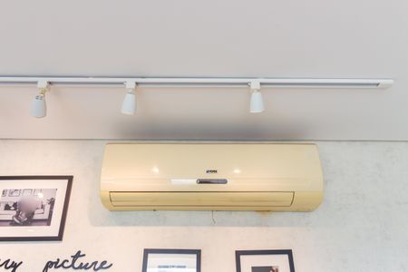 Sala de apartamento à venda com 2 quartos, 84m² em Pari, São Paulo