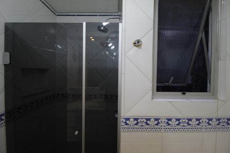 Apartamento para alugar com 194m², 3 quartos e 3 vagasBanheiro da Suíte 1