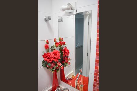 Casa de condomínio à venda com 120m², 3 quartos e 2 vagasBanheiro Social