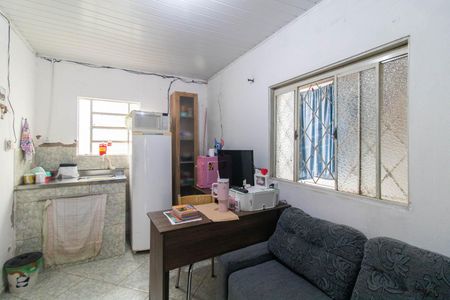 Casa à venda com 64m², 2 quartos e 4 vagasSala - Casa 2