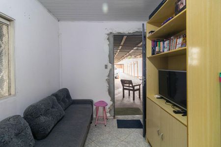 Casa à venda com 64m², 2 quartos e 4 vagasSala - Casa 2