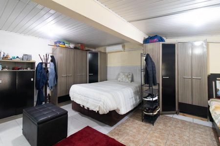 Casa à venda com 64m², 2 quartos e 4 vagasSala/Quarto - Casa 1