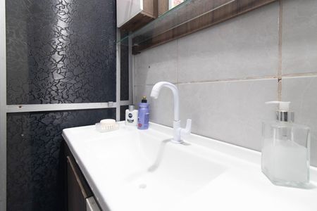 Casa à venda com 64m², 2 quartos e 4 vagasBanheiro  - Casa 1