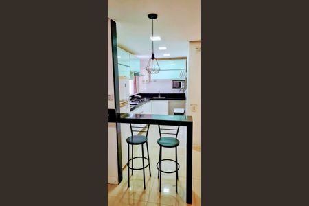 Cozinha de apartamento para alugar com 2 quartos, 45m² em Recreio dos Bandeirantes, Rio de Janeiro