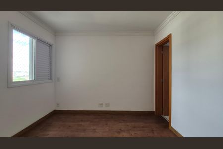 Apartamento à venda com 60m², 2 quartos e 1 vaga Apartamento à venda com 60m², 2 quartos e 1 vagaSuíte