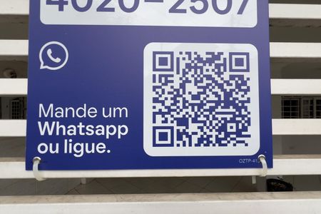 Casa à venda com 277m², 3 quartos e 3 vagas Casa à venda com 277m², 3 quartos e 3 vagasPlaca