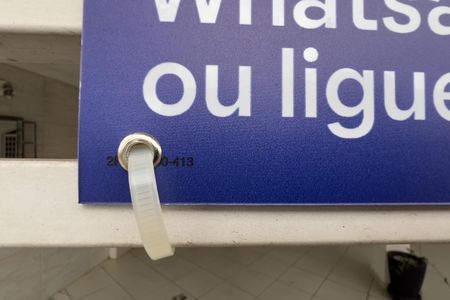 Casa à venda com 277m², 3 quartos e 3 vagas Casa à venda com 277m², 3 quartos e 3 vagasPlaca