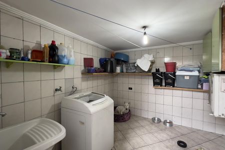 Casa à venda com 277m², 3 quartos e 3 vagas Casa à venda com 277m², 3 quartos e 3 vagasÁrea externa