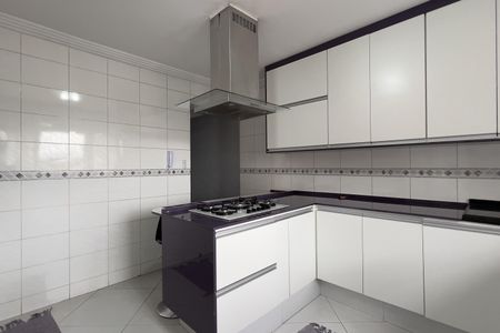 Casa à venda com 277m², 3 quartos e 3 vagas Casa à venda com 277m², 3 quartos e 3 vagasCozinha