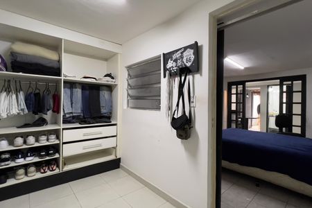 Casa à venda com 277m², 3 quartos e 3 vagas Casa à venda com 277m², 3 quartos e 3 vagasEdícula