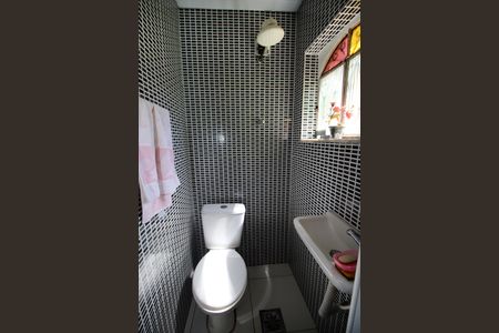 Casa à venda com 100m², 3 quartos e sem vagaBanheiro Social