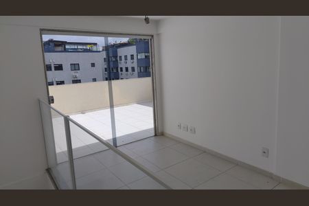 Apartamento à venda com 198m², 4 quartos e 2 vagas Apartamento à venda com 198m², 4 quartos e 2 vagasSaleta