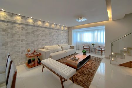 Apartamento à venda com 260m², 4 quartos e 5 vagas Apartamento à venda com 260m², 4 quartos e 5 vagasSala