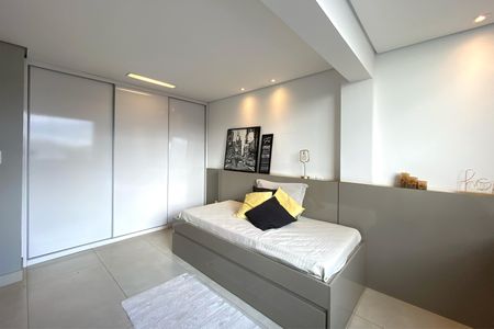 Apartamento à venda com 260m², 4 quartos e 5 vagas Apartamento à venda com 260m², 4 quartos e 5 vagasQuarto 3